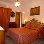 ホテル ラ リヴァ ジャルディーニ・ナクソス