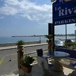 ホテル ラ リヴァ