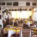 ラ リヴァ 3* ジャルディーニ・ナクソス