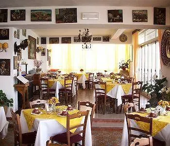 Otel La Riva 3*
