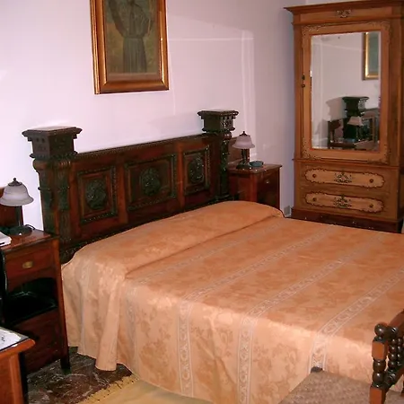Otel La Riva 3*