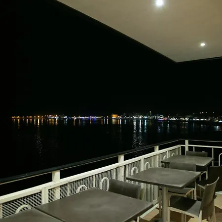 La Riva 3* Giardini-Naxos