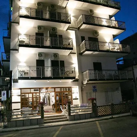 La Riva Giardini-Naxos