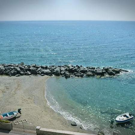 Szálloda La Riva 3*