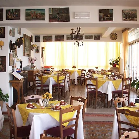 La Riva 3* Giardini Naxos