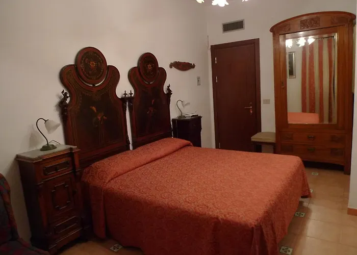 La Riva فندق جيارديني ناكسوس