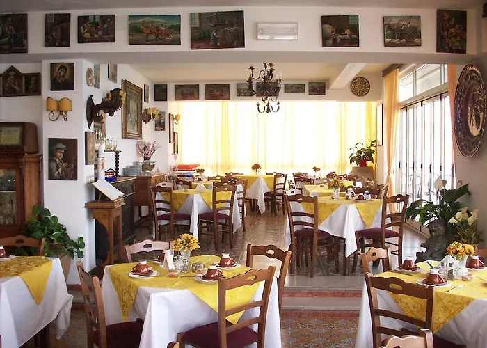 La Riva 3* جيارديني ناكسوس